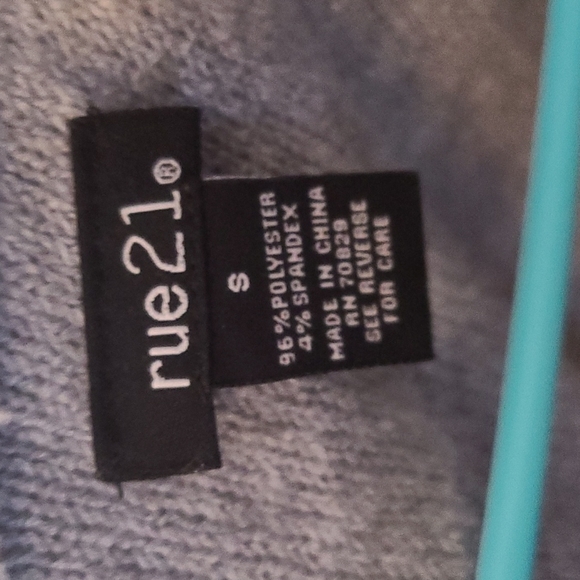 **NWOT** Grey Oversized Cardigan - Size Small - Picture 4 of 4